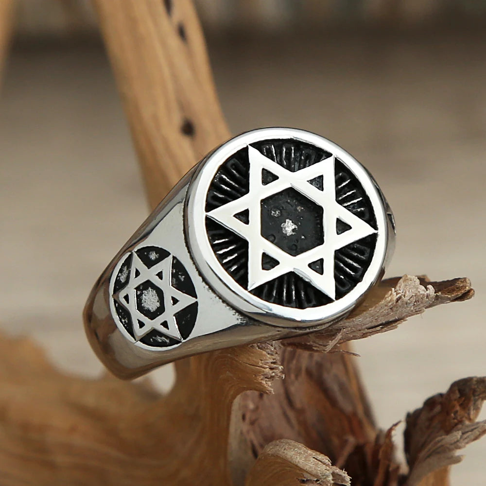 PENDRA Davidstar Vintage Star of David Ring