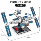 PENDRA Space Station Astronaut Building Set