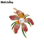 PENDRA Pearlina Pearl Flower Brooch