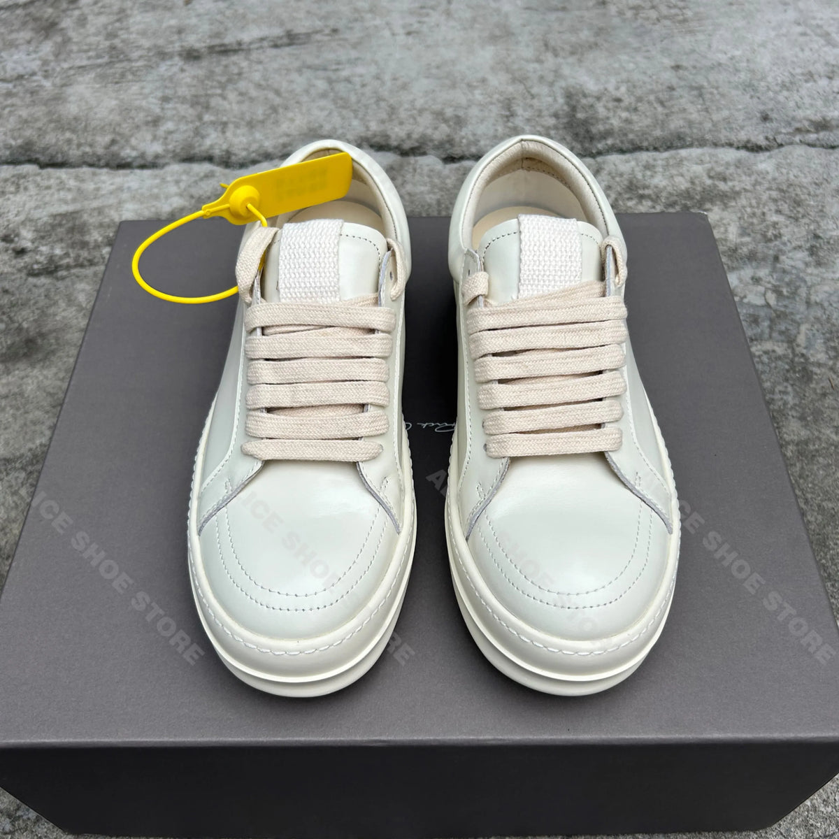 PENDRA Ivory Leather White Leather Low-Top Thick-Sole Platform Sneakers