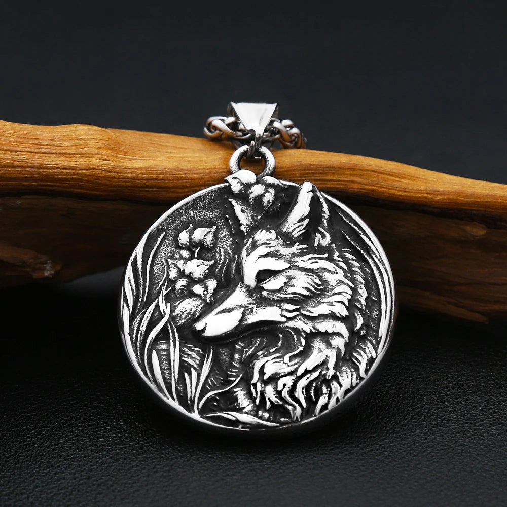 PENDRA Wolfcrest Viking Wolf Head Pendant