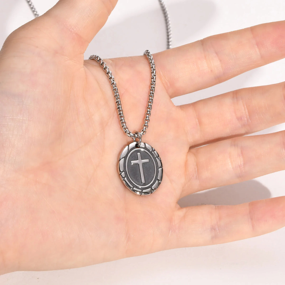 PENDRA Cross Silver Religious Pendant Necklace