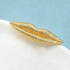 PENDRA Alloy Sexy Lip Brooch
