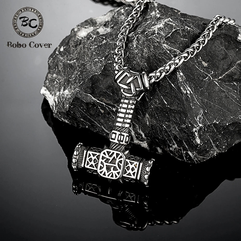 PENDRA Rune Vintage Pendant Necklace