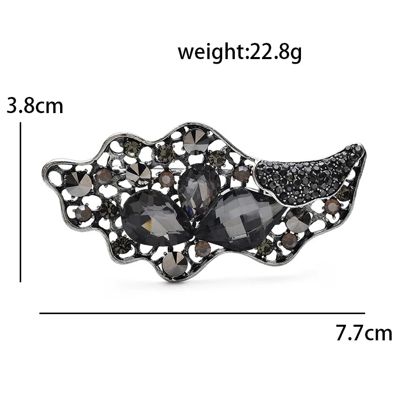 PENDRA Shella Crystal Shell Brooch