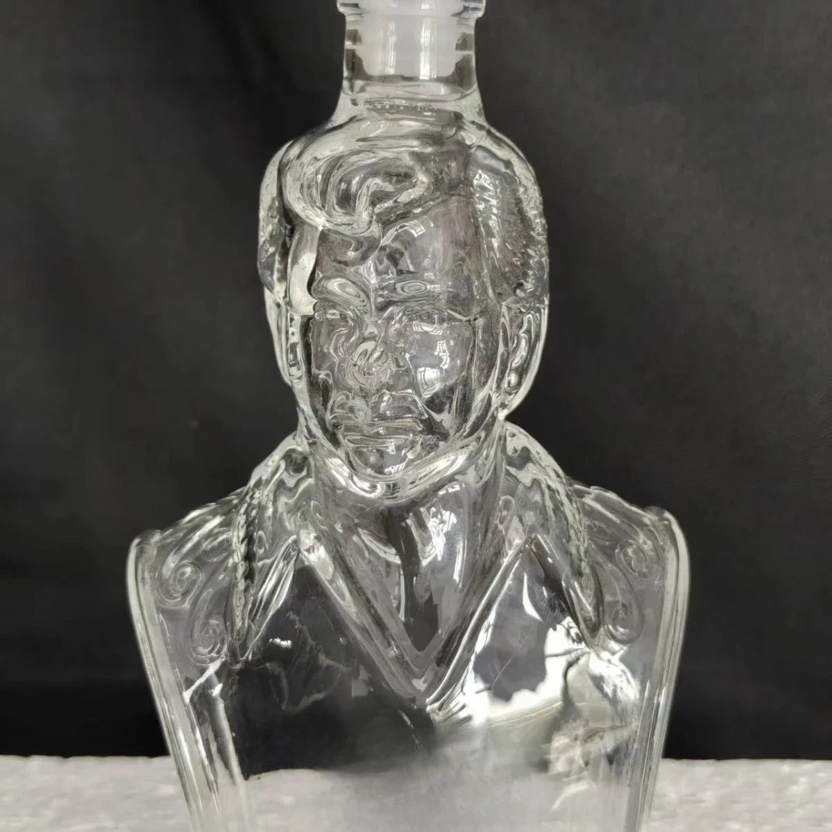 Novelty Human Bust Whiskey Decanter Glass Liquor Bottle for Scotch Whiskey Bar Home Decoration Ornament