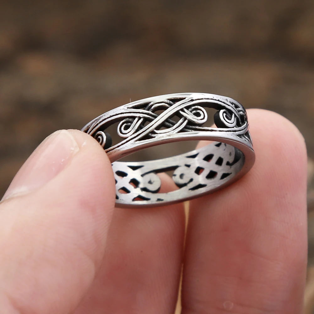 PENDRA Celticknot Stainless Steel Celtic Knot Ring