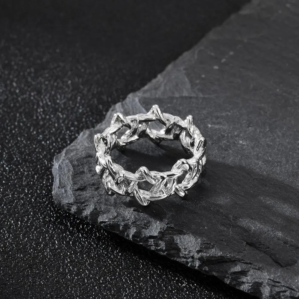 PENDRA Quinessa Thorn Motif Ring