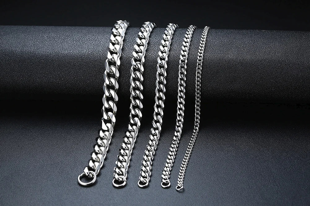 PENDRA Cuban Curb Thin Bracelet