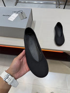PENDRA Flat Spot Sheepskin Shoes
