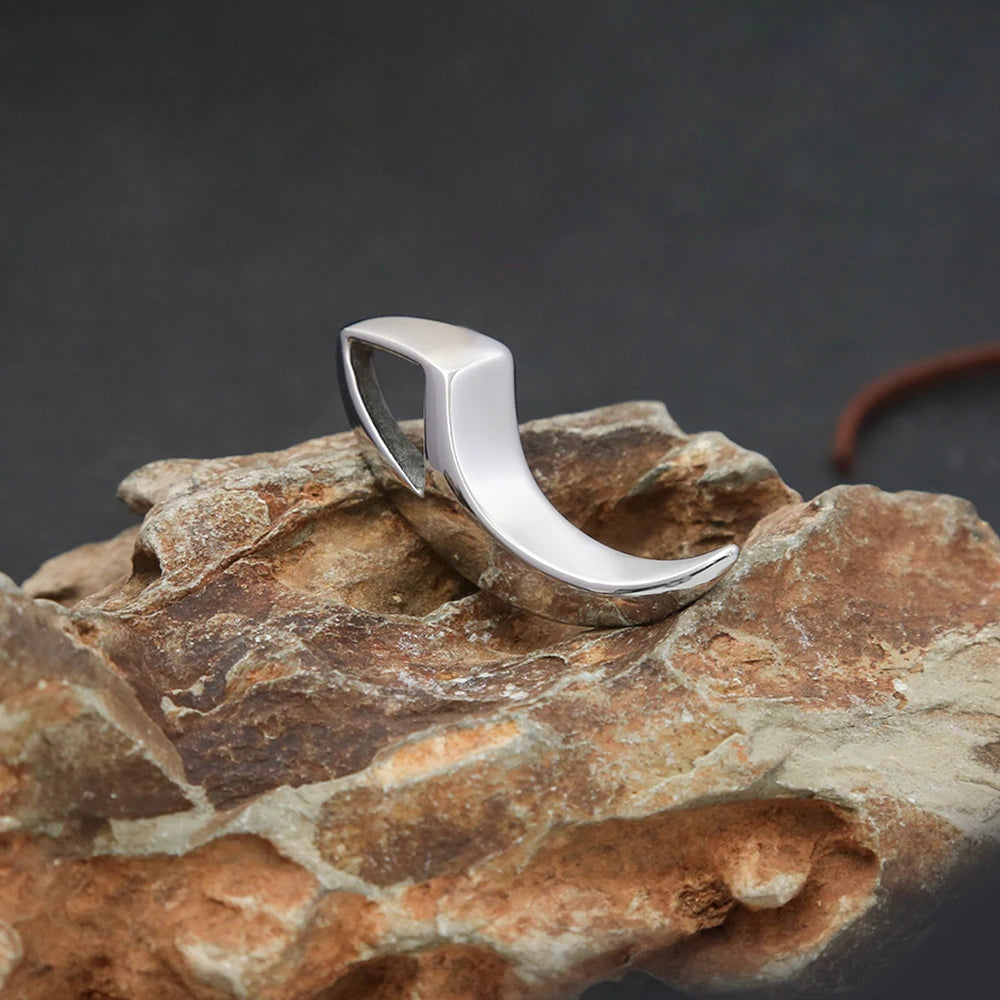 PENDRA Wolfcrest High Polish Stainless Steel Ring