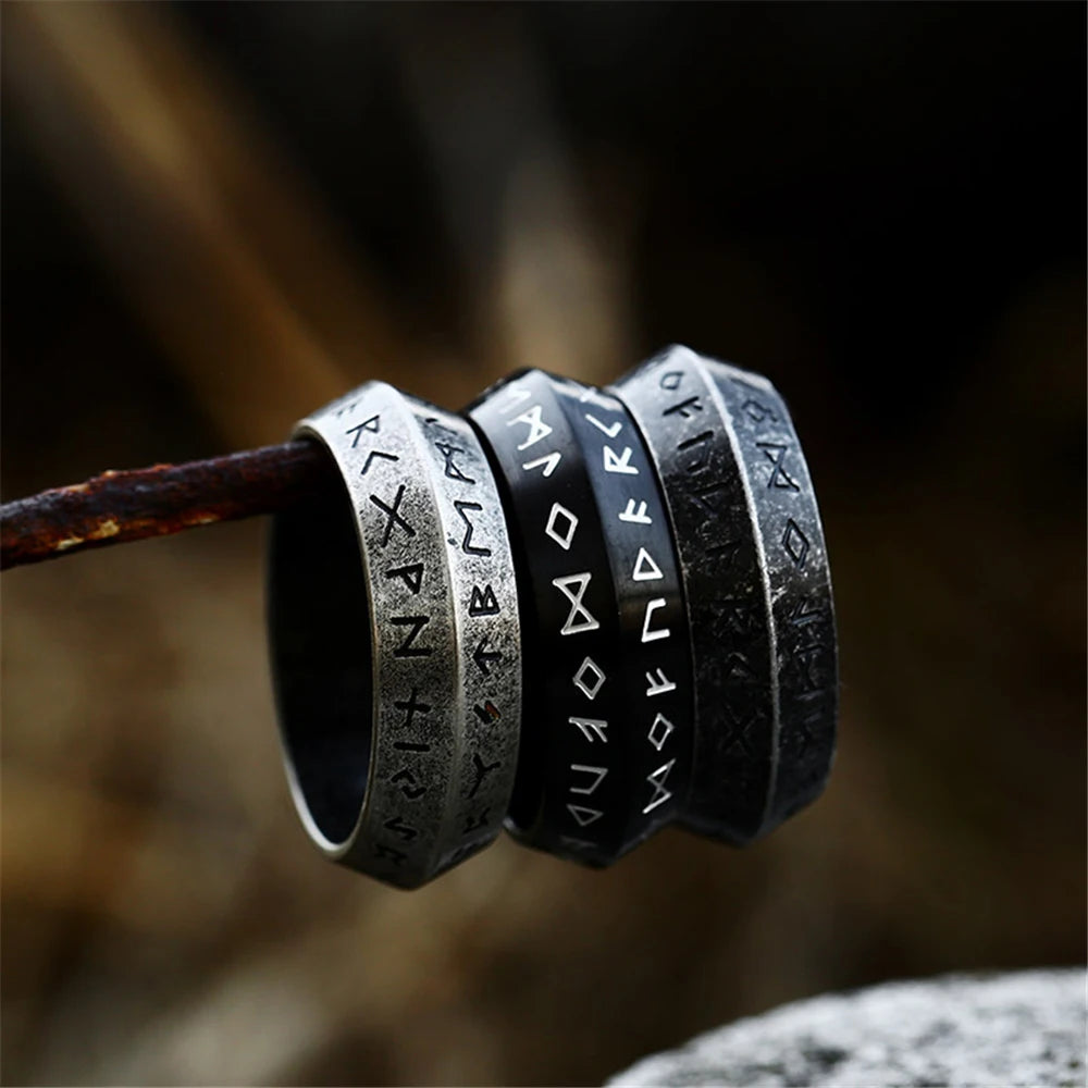 PENDRA Rune Silver Ring