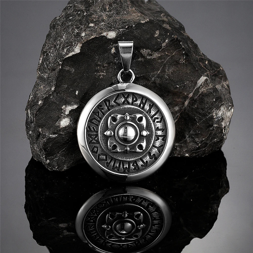 PENDRA Pendant Norse Necklace
