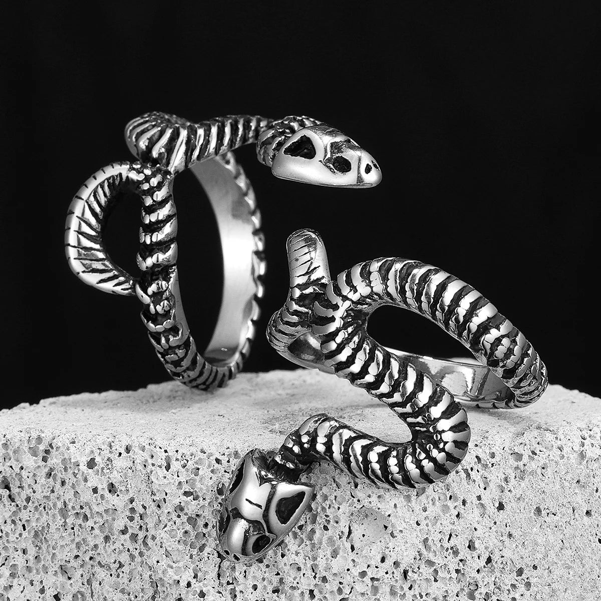 PENDRA Animal Snake Bone Steel Ring