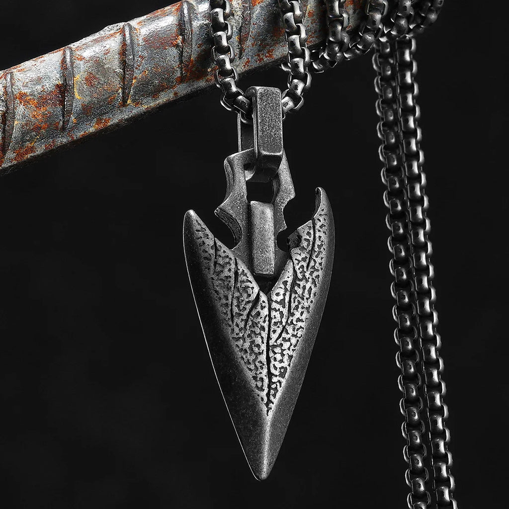 PENDRA Arrow Texture Steel Necklace