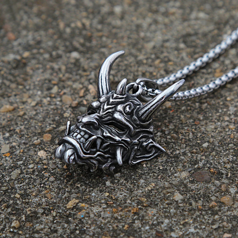 PENDRA Maskskull Gothic Mask Skull Pendant