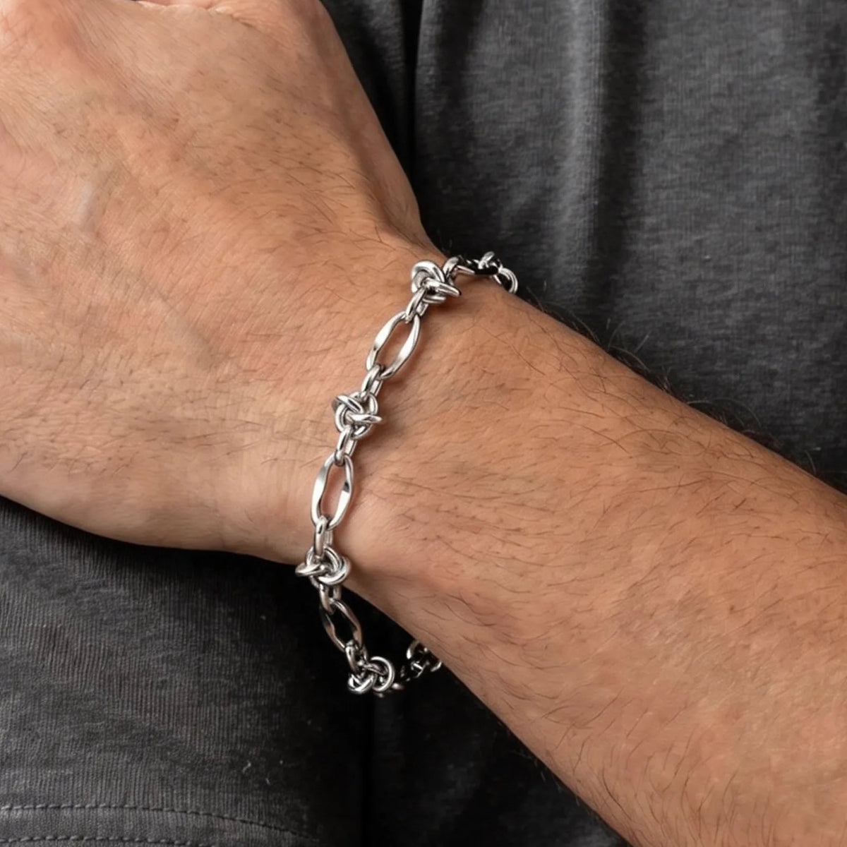 PENDRA Rock Thorn Bracelet