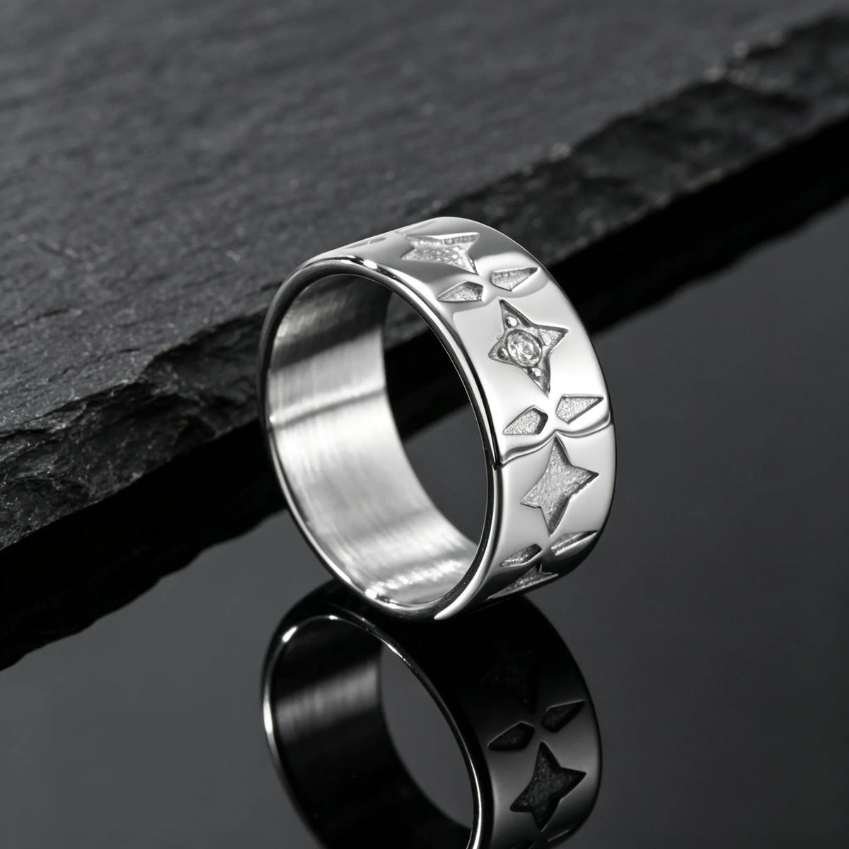 Stainless Steel Wide Band Star Ring for Men,Cubic Zirconia Five Pointed Star Rings,Vintage Punk Unisex Finger Ring Jewelry Gift