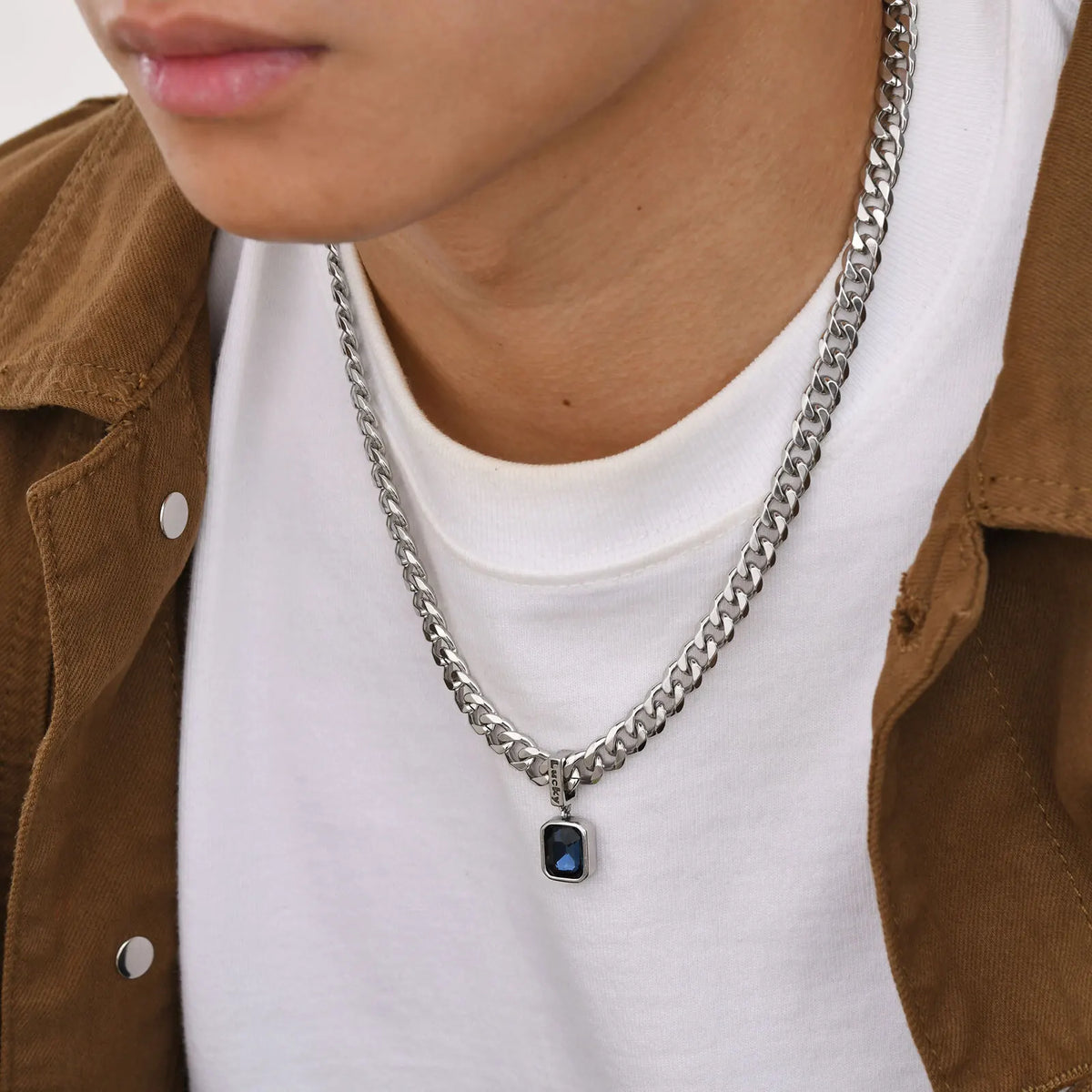PENDRA Square Cuban Pendant Necklace