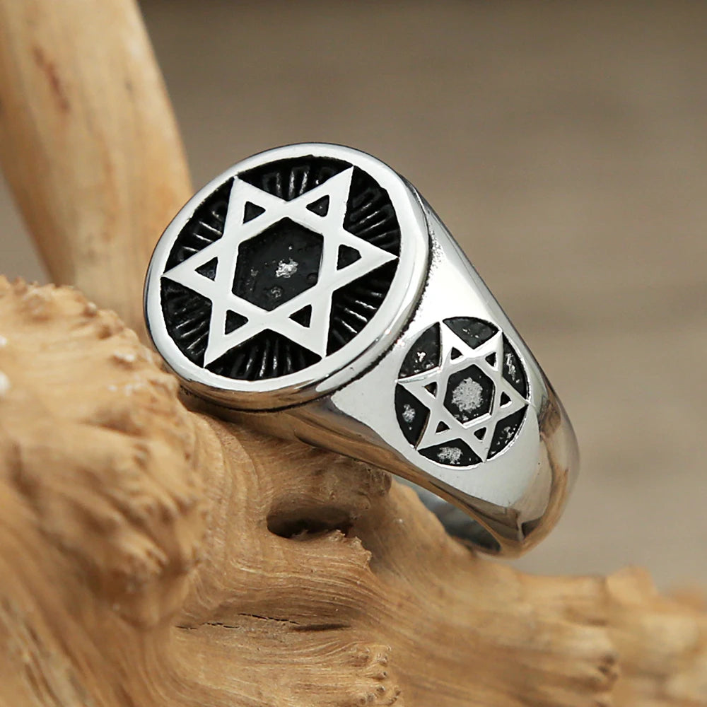 PENDRA Davidstar Vintage Star of David Ring