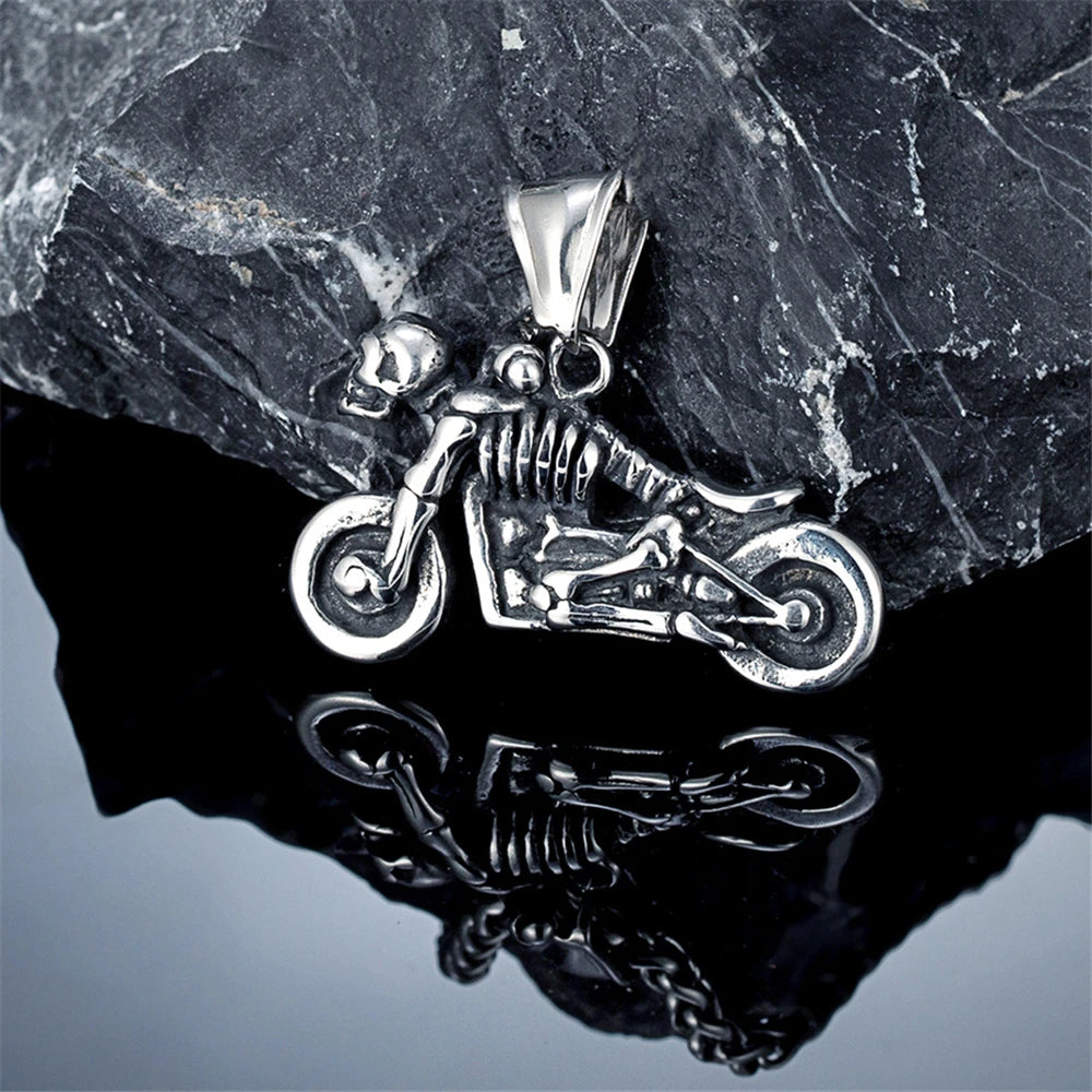 PENDRA Skull Norse Necklace