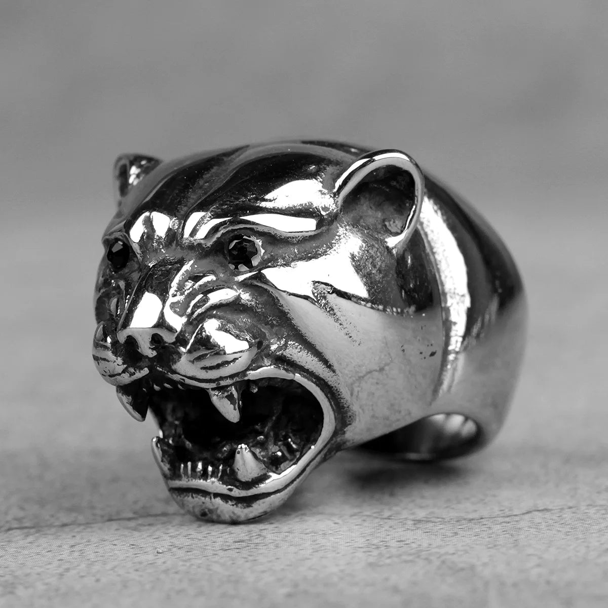 PENDRA Leopard Animal Punk Ring