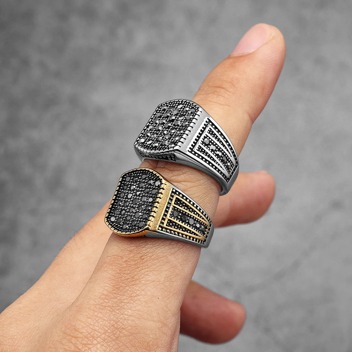 PENDRA Golden Rhinestone Trnedy Steel Ring