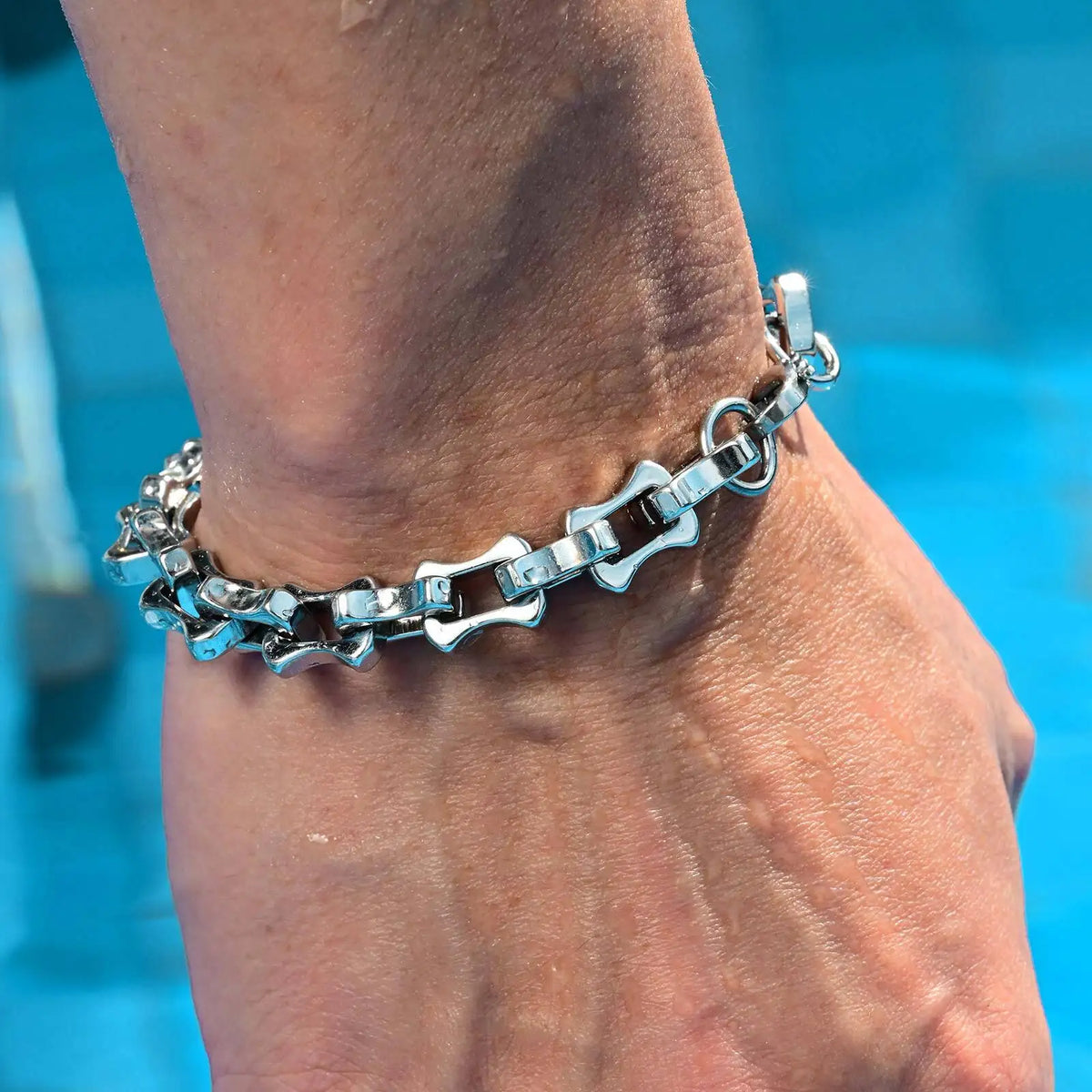 PENDRA Thick Links Bracelet