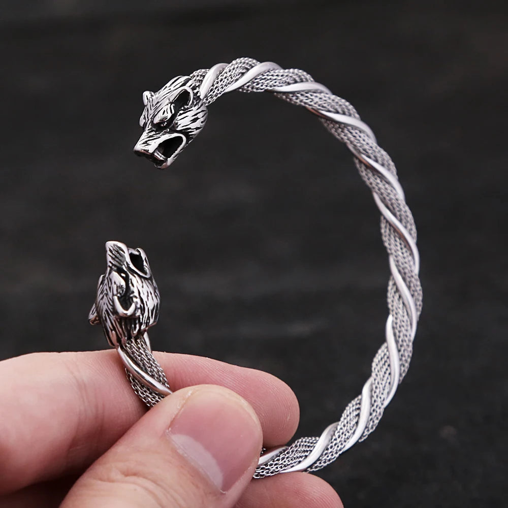 PENDRA Wolfcrest Vintage Viking Wolf Head Bracelet
