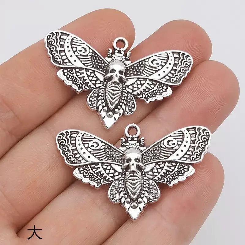 PENDRA Mothskull Gothic Moth Skull Pendant Set