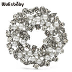 PENDRA Wreathfleur Elegant Pearl Flower Wreath Brooch