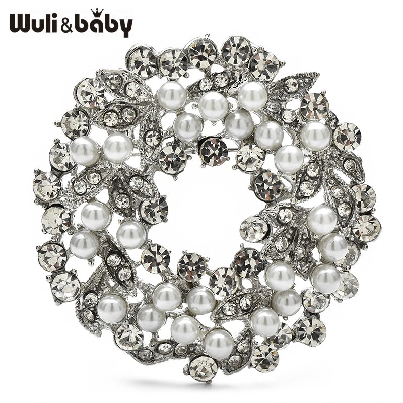 PENDRA Wreathfleur Elegant Pearl Flower Wreath Brooch