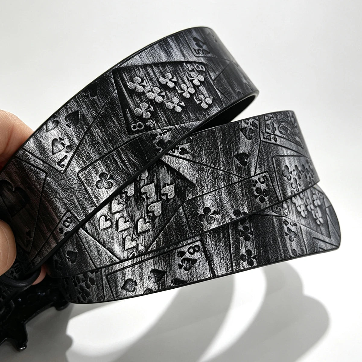Vintage Fashion Unisex PU Leather Belt For Men and Women Personalized Western Style European and American Punk Style Poker Belt