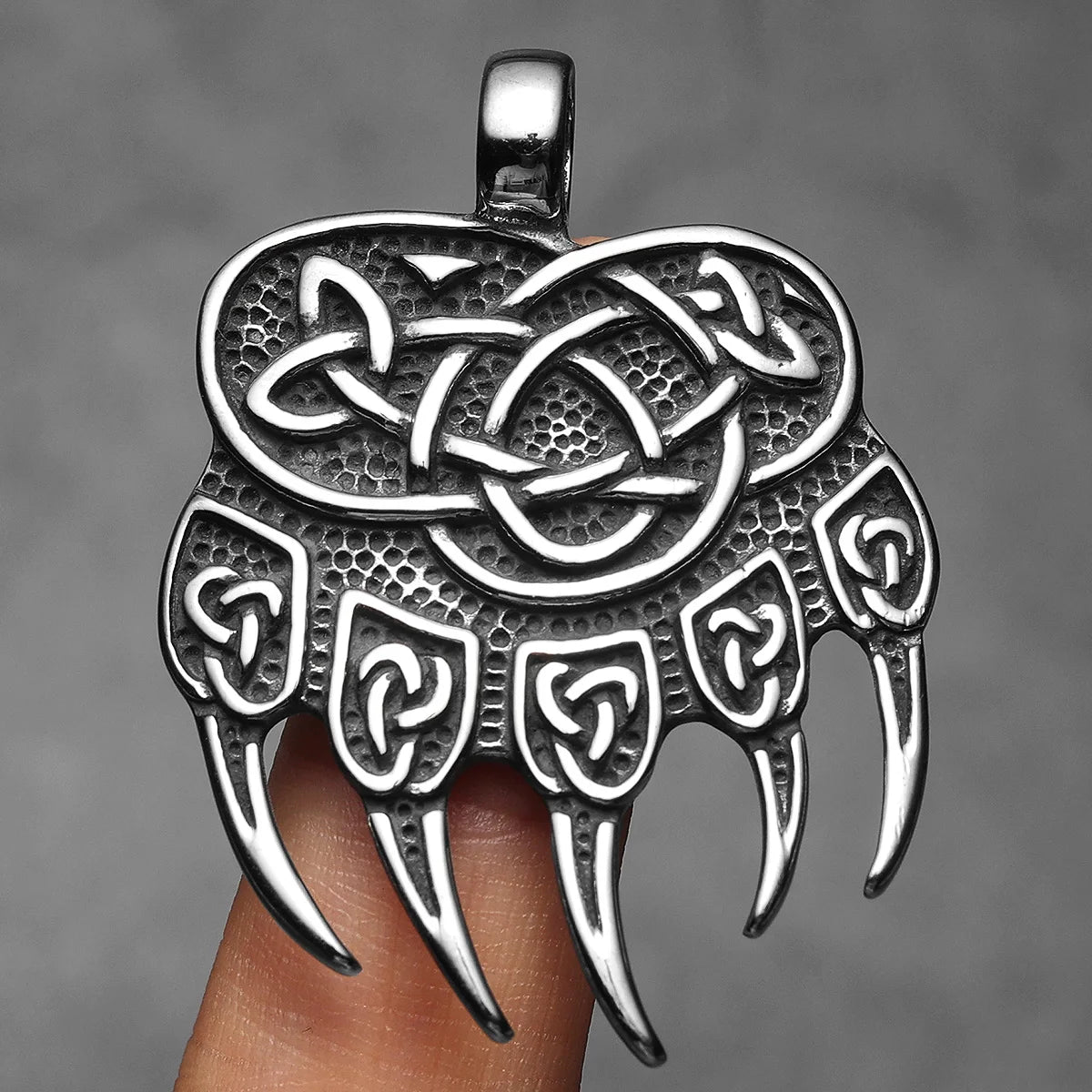 PENDRA Yoridric Viking Rune Necklace
