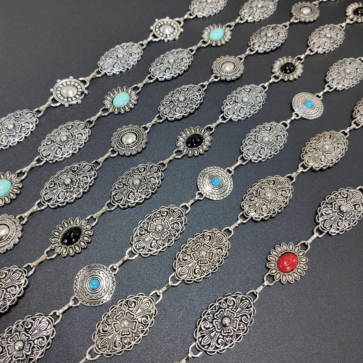 New Fashion Vintage Oval Craved Waist Chain for Women Retro Silver Chain Belt Female Body Jewelry Perfect Gift For Summer Beach