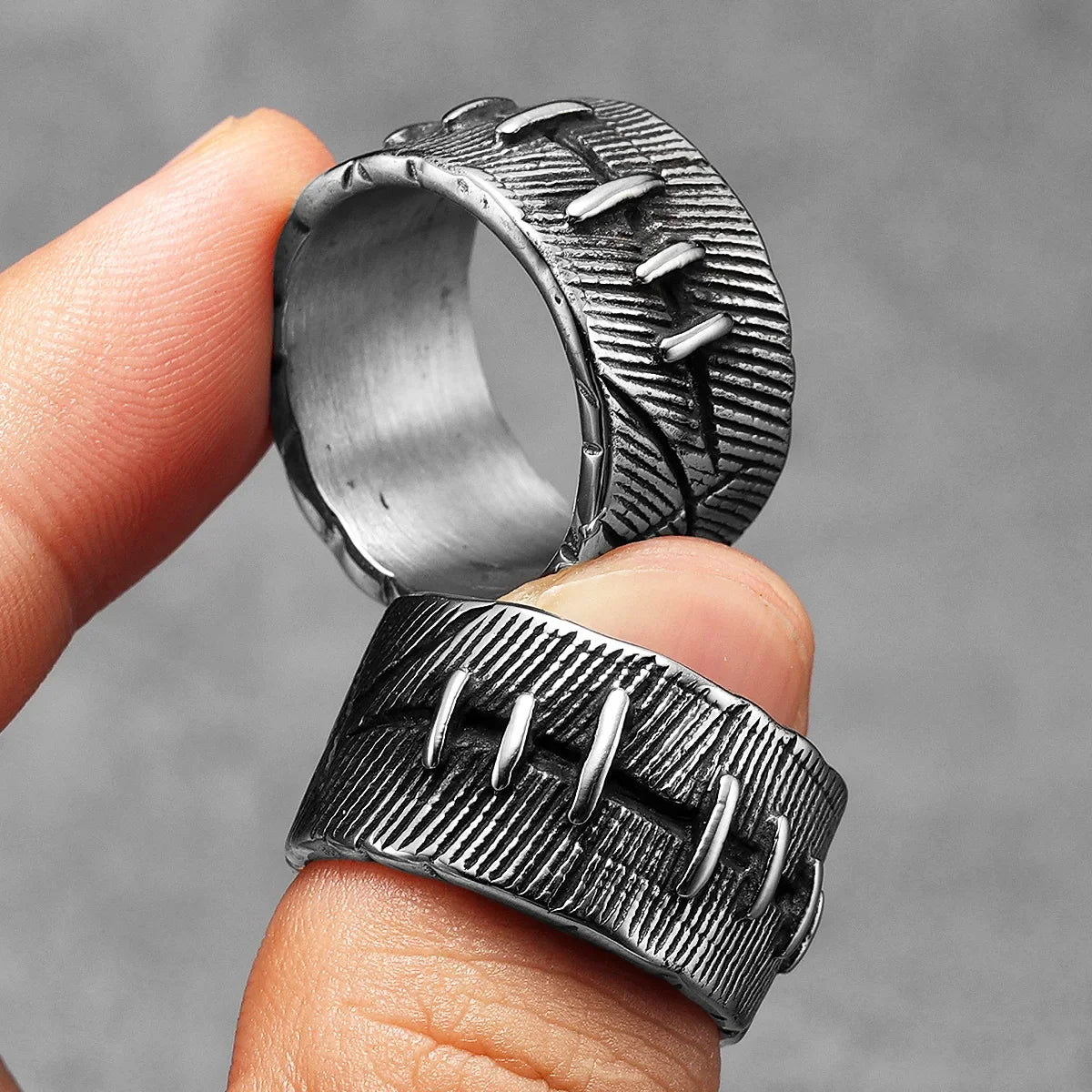 PENDRA Crack Suture Rock Steel Ring