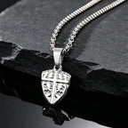 PENDRA Cross Small Pendant Necklace