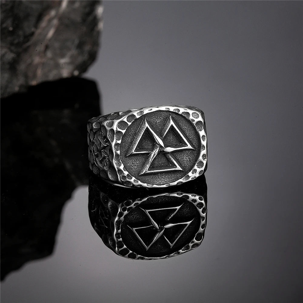PENDRA Rune Compass Ring