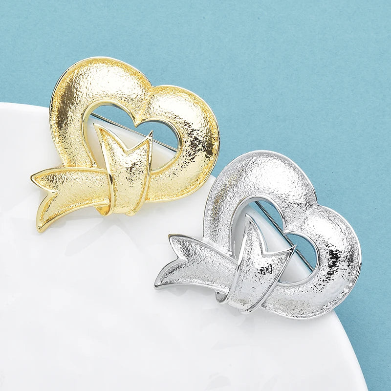 PENDRA Amora Heart Brooch
