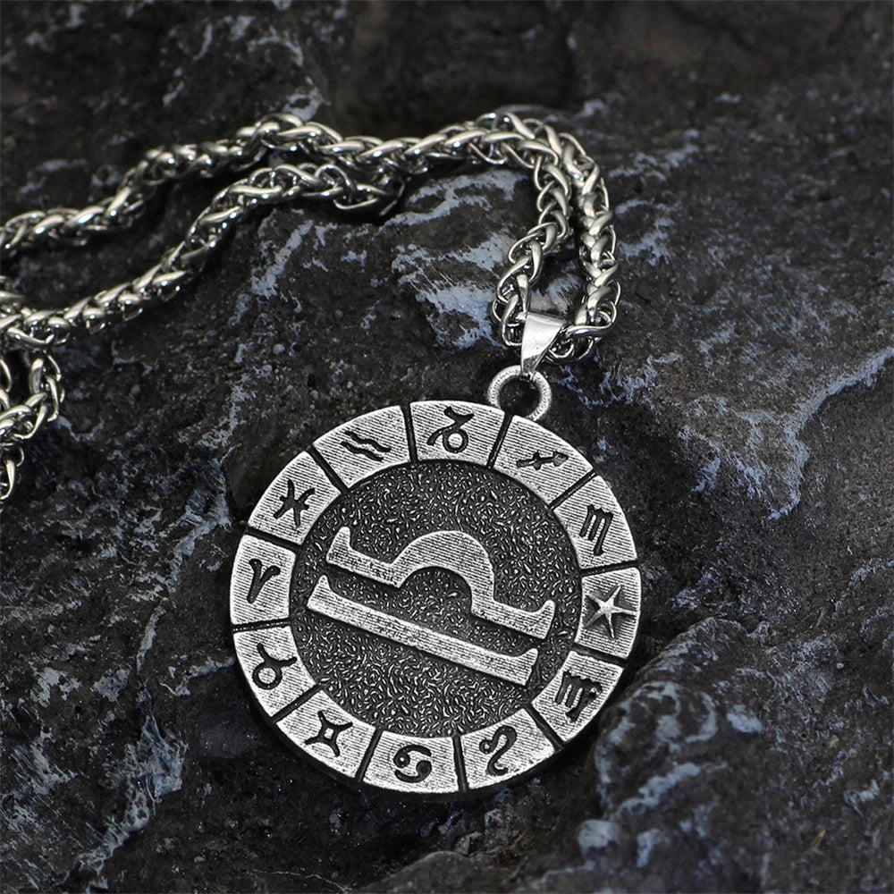 PENDRA Hip Norse Necklace