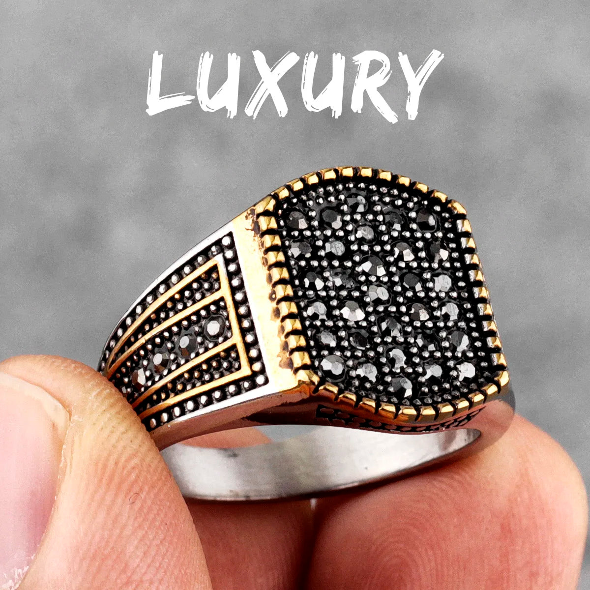 PENDRA Golden Rhinestone Trnedy Steel Ring