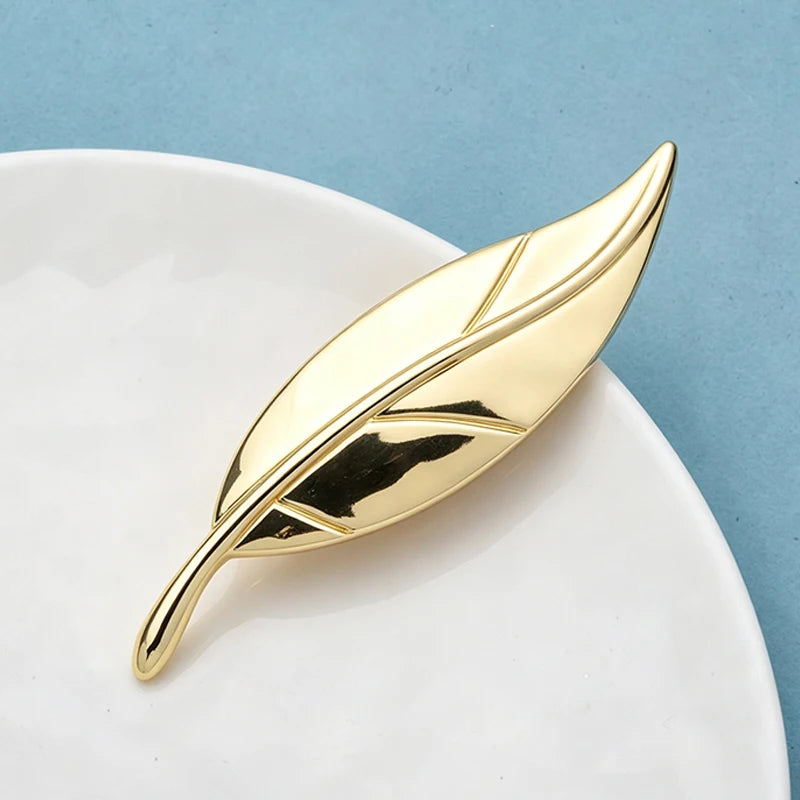 PENDRA Folia Alloy Leaf Brooch