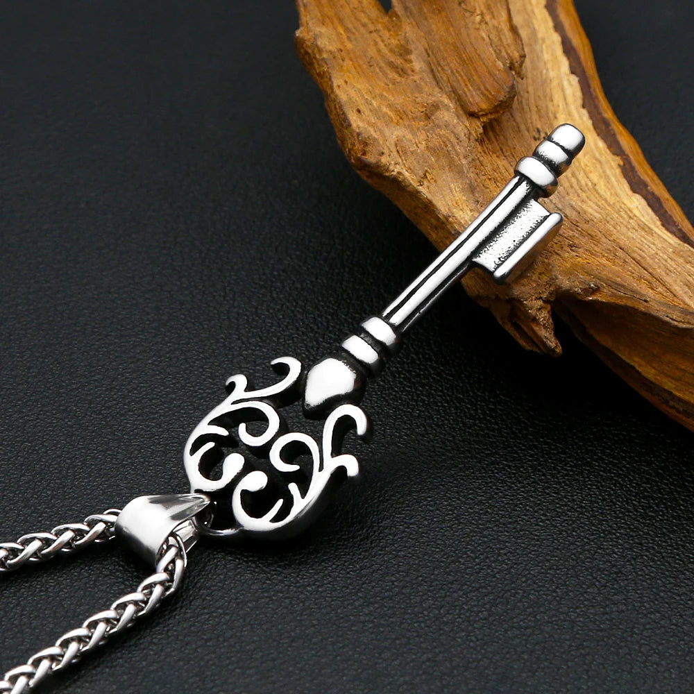 PENDRA Floralkey Hollow Floral Key Pendant