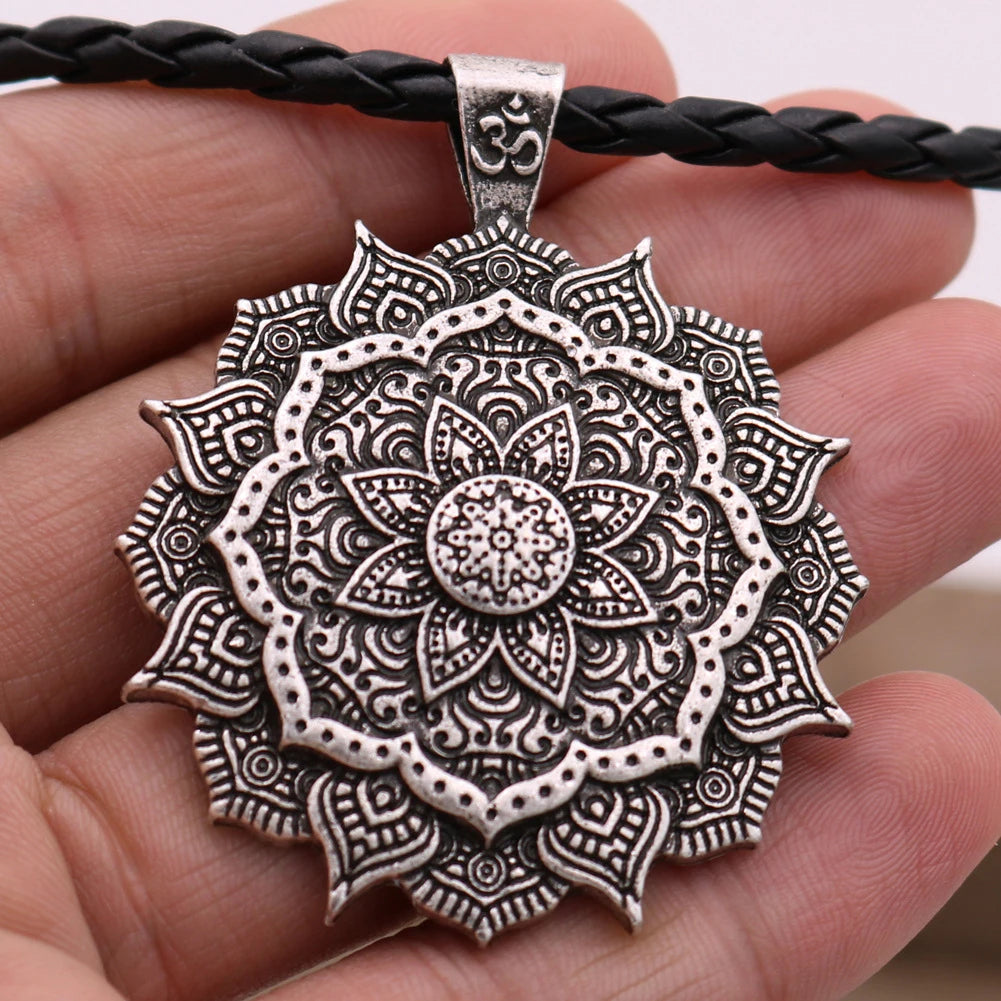 PENDRA Mandalafleur Stainless Steel Mandala Flower Pendant