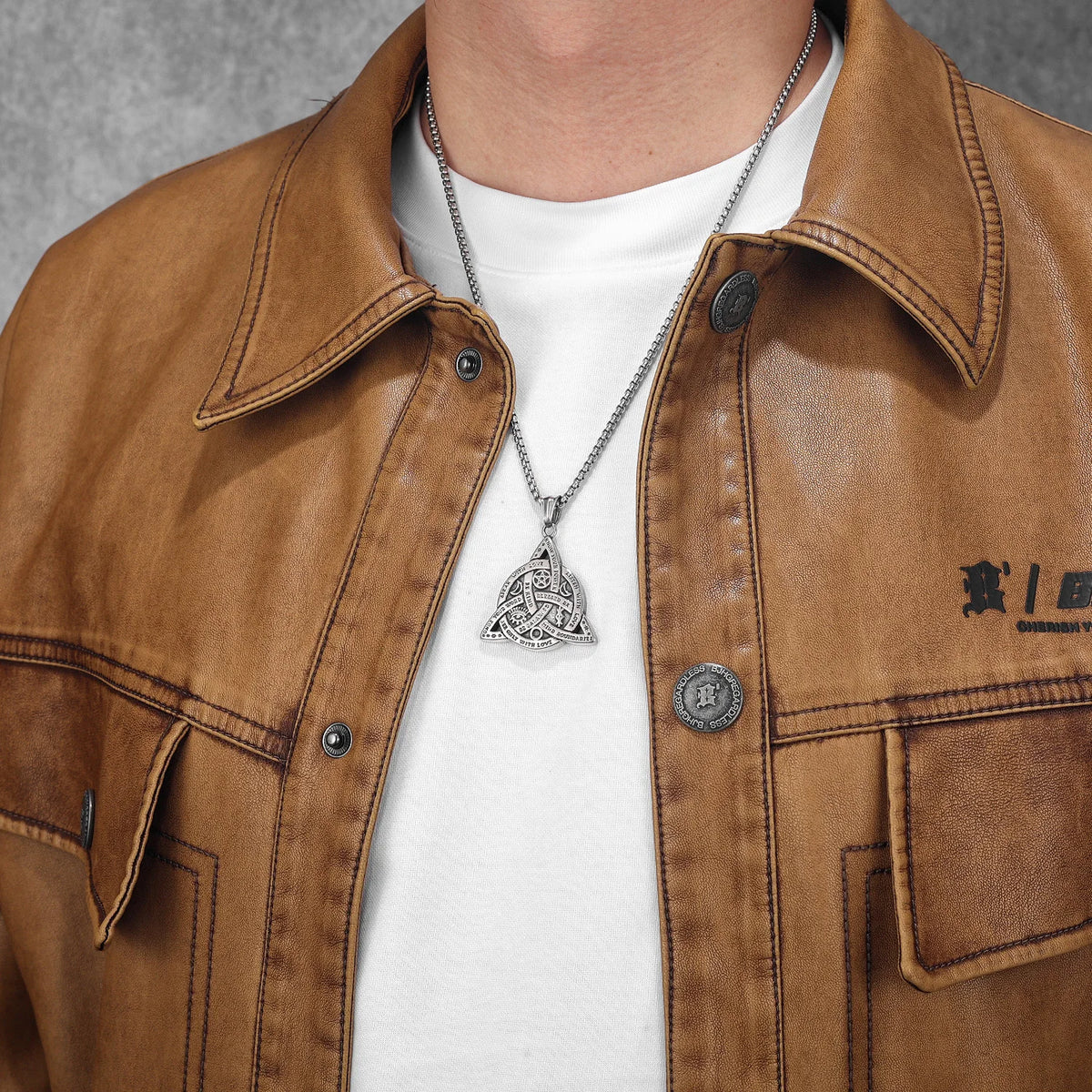 Simple Celtic Knot Amulets Men Necklaces Stainless Steel Pendant Chain Women Punk Fashion Jewelry Accessories Gifts Wholesale