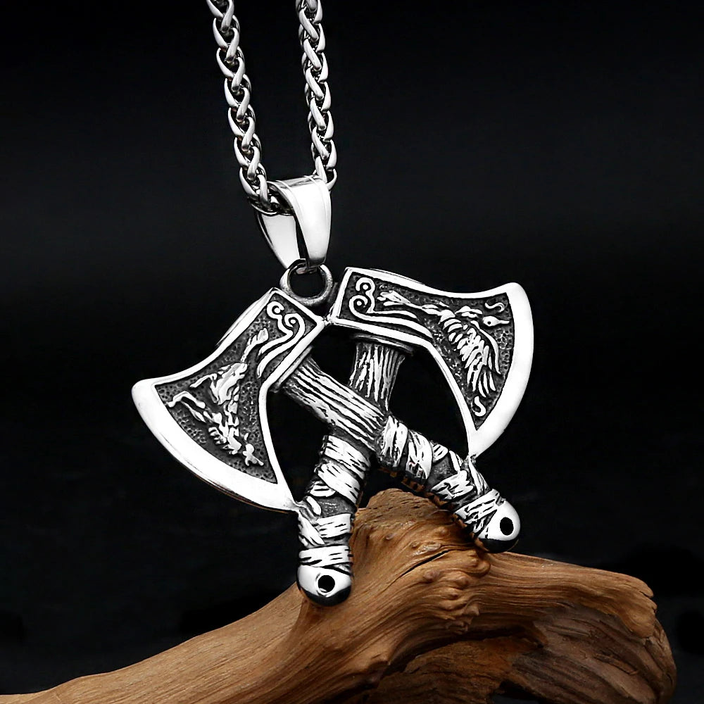 PENDRA Vikingaxe Vintage Double-Edged Axe Pendant Necklace