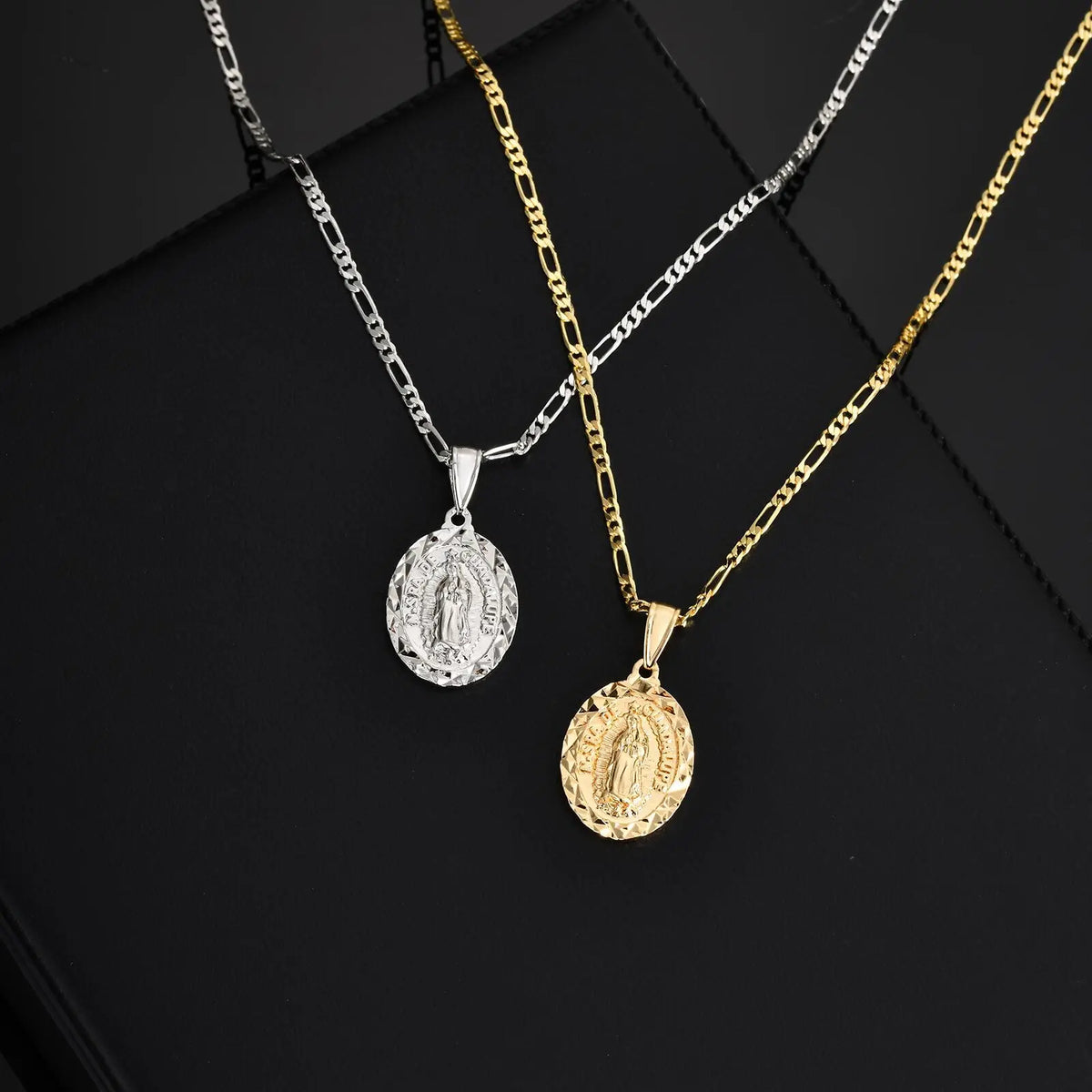 PENDRA Mary Figaro Pendant Necklace