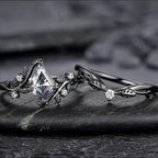 PENDRA Luxury Black Ring