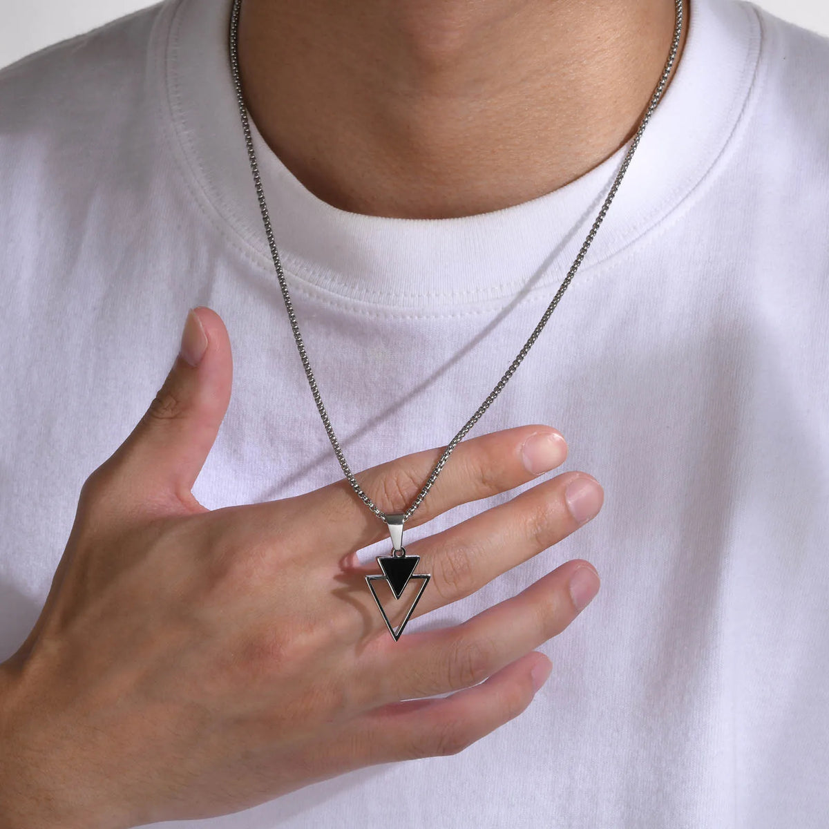 PENDRA Triangle Hollow Geometric Pendant Necklace