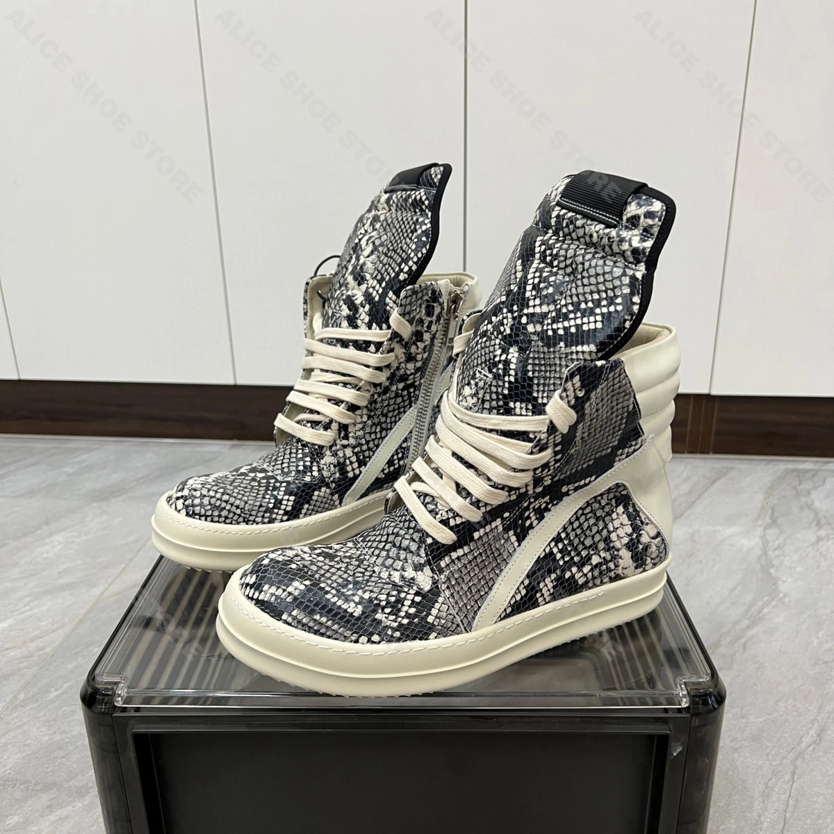 PENDRA Python Leather Black Leather High-Top Python-Pattern Platform Ankle Boots